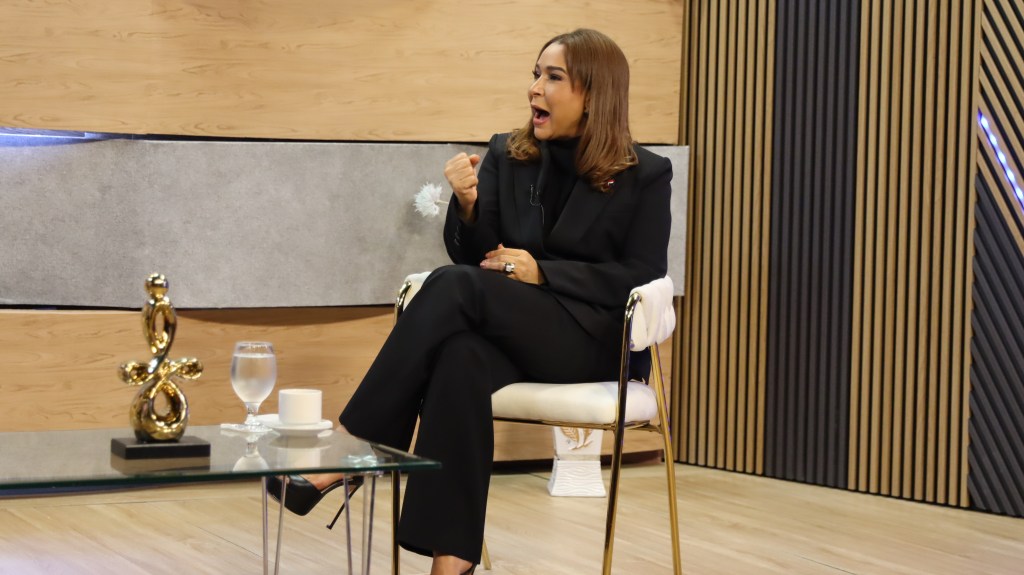 Ministra de la Mujer reafirma compromiso con escuelas de igualdad y atención a la violencia de&nbsp;género